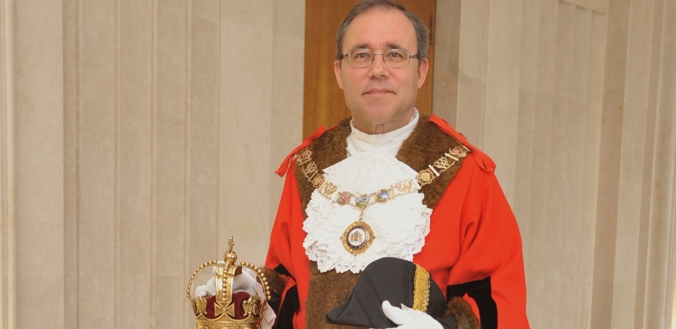 Mayor Tony Ramsay robed (cropped) (cropped)