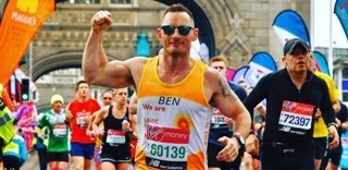 Ben running the London Marathon (cropped)