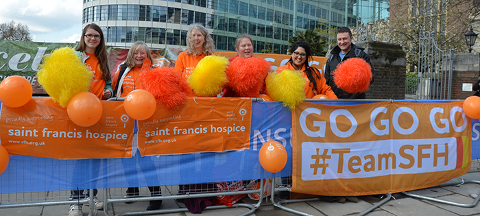 the-cheering-team-at-the-london-marathon